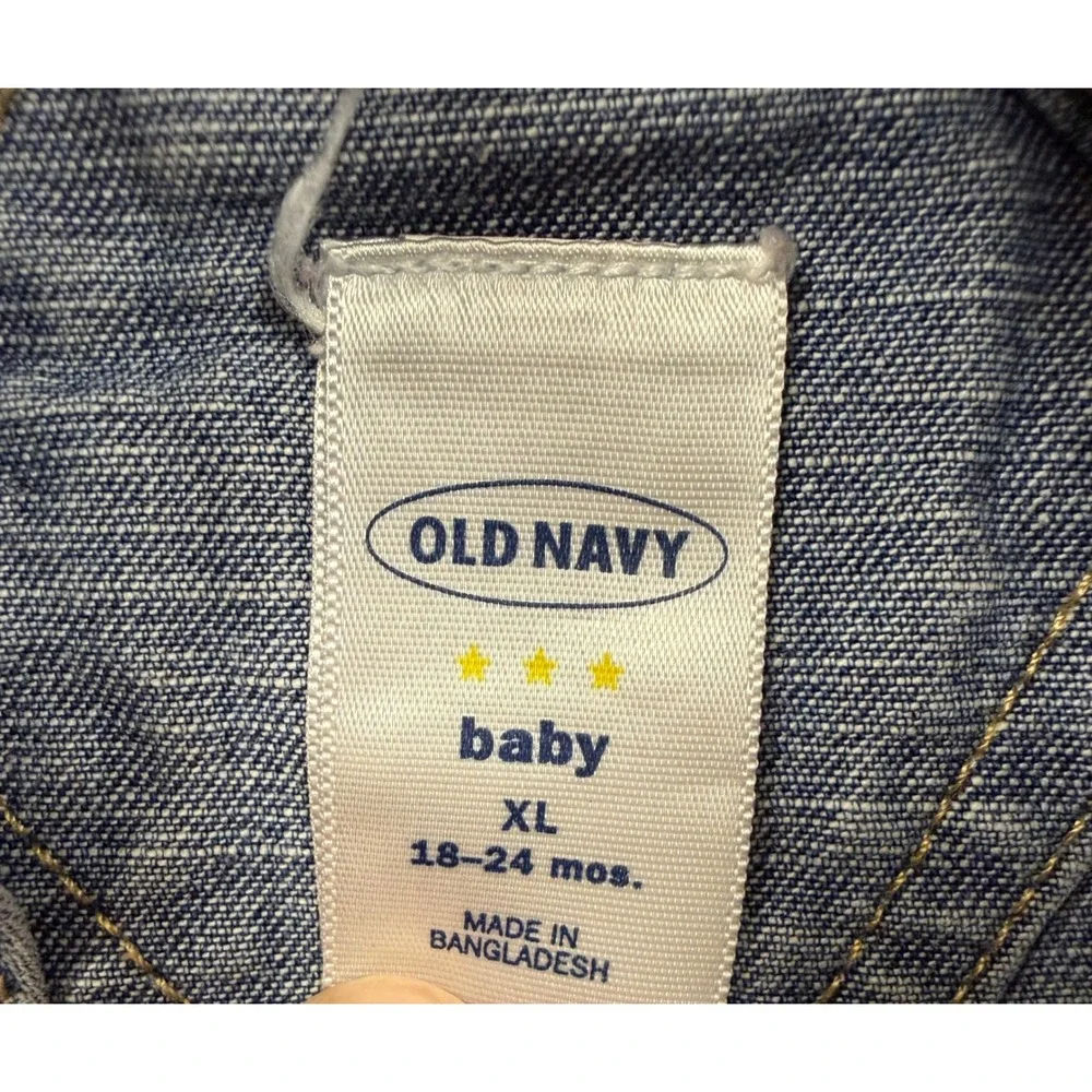 Old Navy brand old